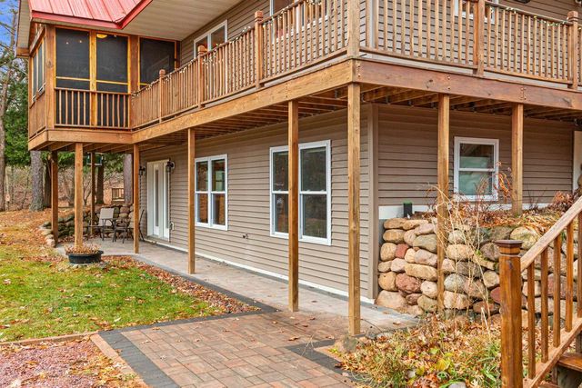 8840 SPRING LAKE ROAD, Amherst, WI 54406