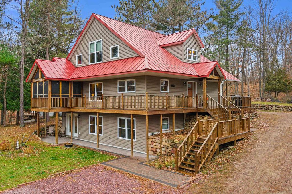 8840 SPRING LAKE ROAD, Amherst, WI 54406