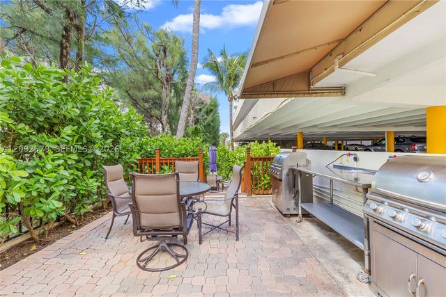 3540 S Ocean Blvd 104, South Palm Beach, FL 33480