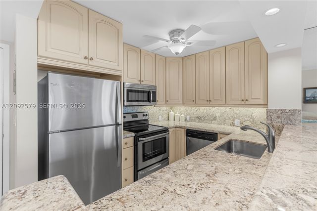 3540 S Ocean Blvd 104, South Palm Beach, FL 33480