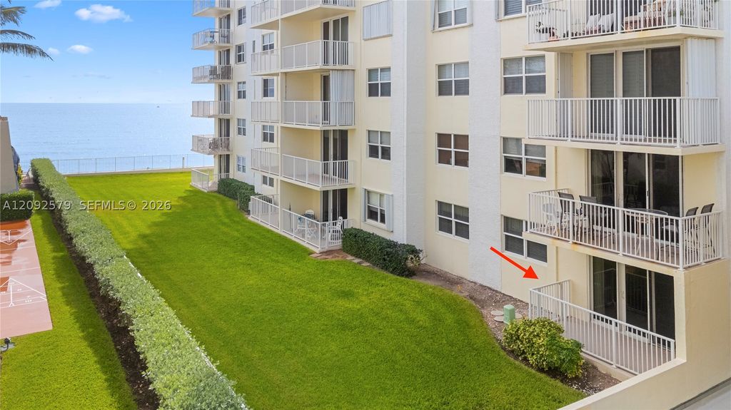 3540 S Ocean Blvd 104, South Palm Beach, FL 33480