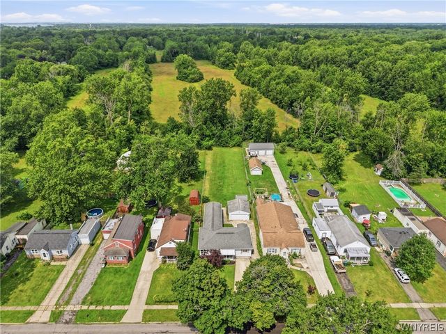 500 East Stenzil Street, North Tonawanda, NY 14120