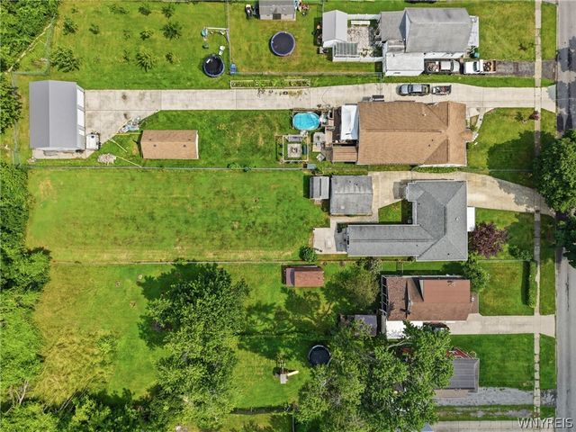 500 East Stenzil Street, North Tonawanda, NY 14120