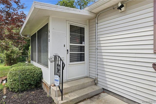 500 East Stenzil Street, North Tonawanda, NY 14120
