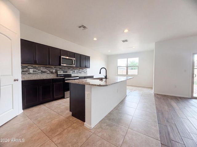 4850 E LIVING STONE Way, San Tan Valley, AZ 85143