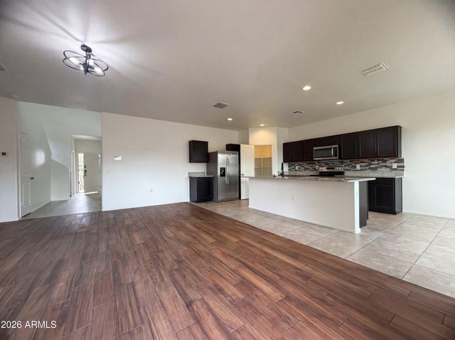 4850 E LIVING STONE Way, San Tan Valley, AZ 85143