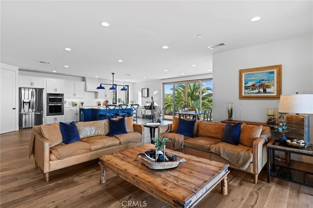41950 Hacienda Dr, Murrieta, CA 92562