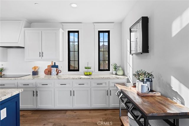 41950 Hacienda Dr, Murrieta, CA 92562