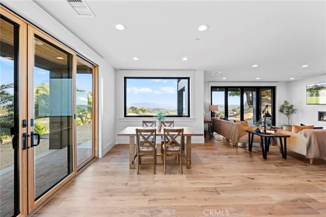 41950 Hacienda Dr, Murrieta, CA 92562
