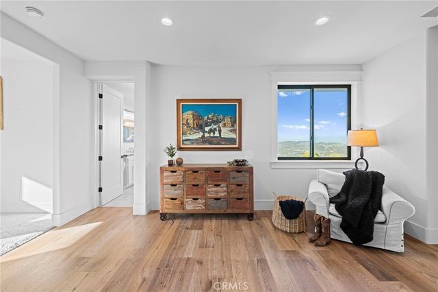 41950 Hacienda Dr, Murrieta, CA 92562