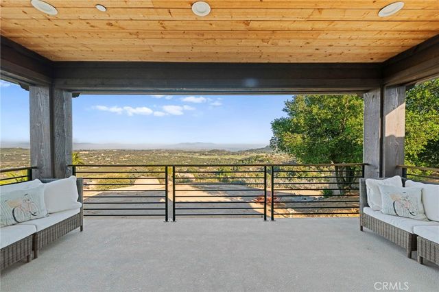 41950 Hacienda Dr, Murrieta, CA 92562