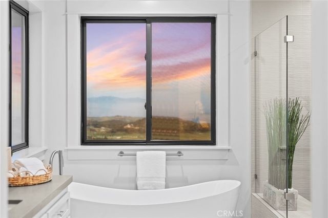 41950 Hacienda Dr, Murrieta, CA 92562