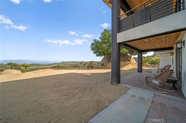 41950 Hacienda Dr, Murrieta, CA 92562