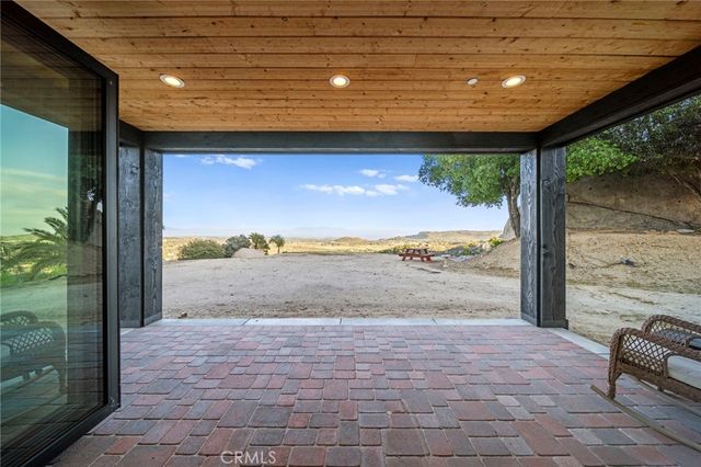 41950 Hacienda Dr, Murrieta, CA 92562