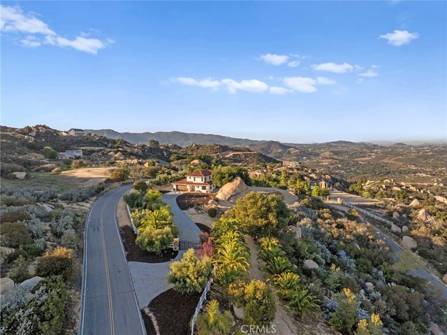 41950 Hacienda Dr, Murrieta, CA 92562