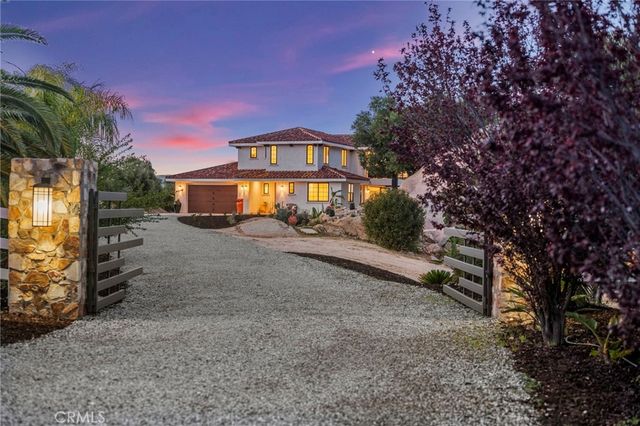 41950 Hacienda Dr, Murrieta, CA 92562