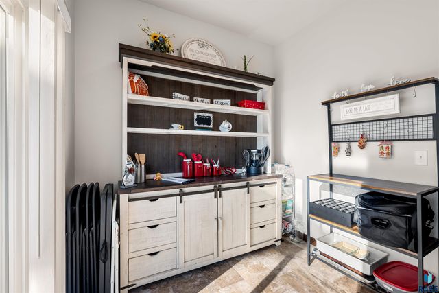 9052 W Wisdom Pl Place, Sioux Falls, SD 57106