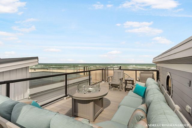 78 Esplanade Place, South Haven City, MI 49090