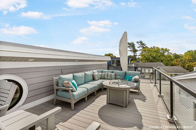 78 Esplanade Place, South Haven City, MI 49090