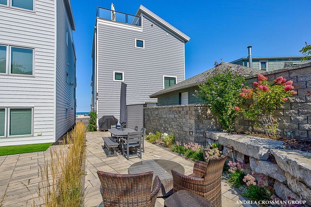 78 Esplanade Place, South Haven City, MI 49090