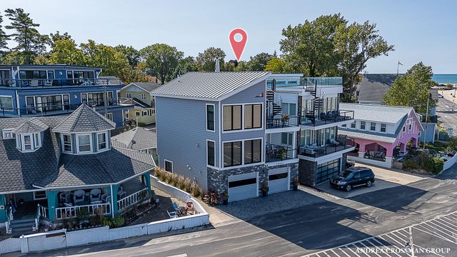 78 Esplanade Place, South Haven City, MI 49090