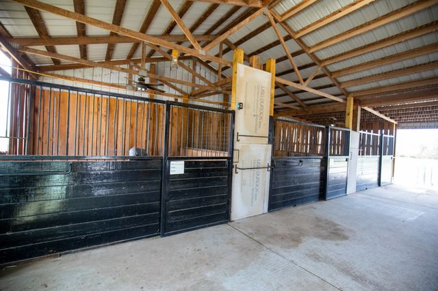 501 Burnt Hill Rd, Unionville, TN 37180