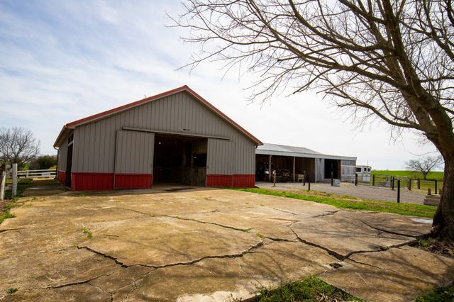 501 Burnt Hill Rd, Unionville, TN 37180