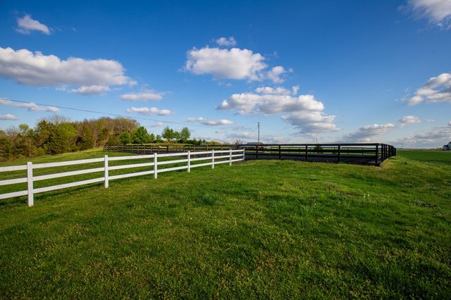 501 Burnt Hill Rd, Unionville, TN 37180