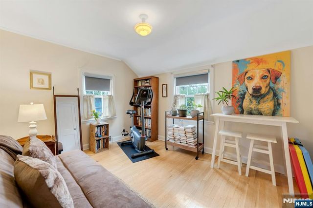 17 Brookdale Road, Bloomfield, NJ 07003