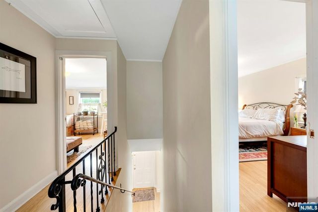 17 Brookdale Road, Bloomfield, NJ 07003