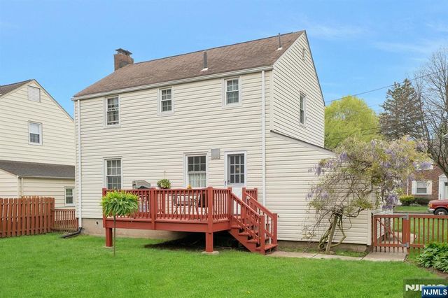 17 Brookdale Road, Bloomfield, NJ 07003