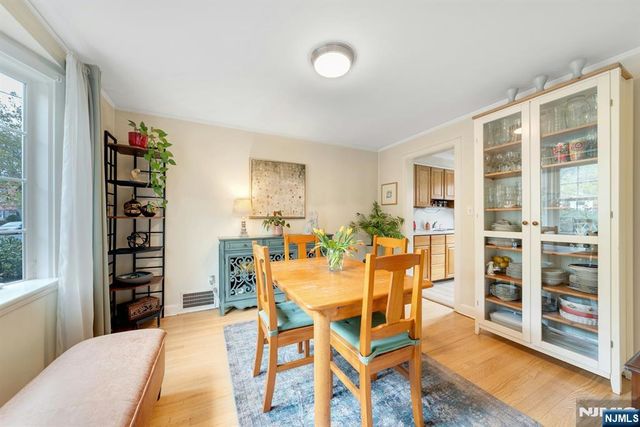 17 Brookdale Road, Bloomfield, NJ 07003