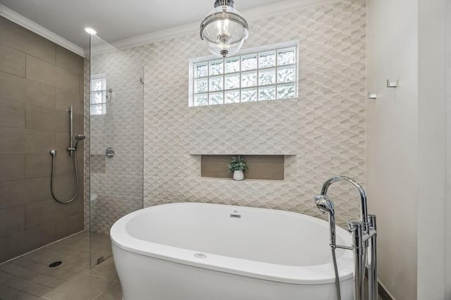 8703 Chipping Rock Drive, Sugar Land, TX 77479