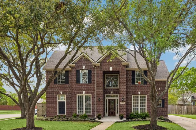 8703 Chipping Rock Drive, Sugar Land, TX 77479