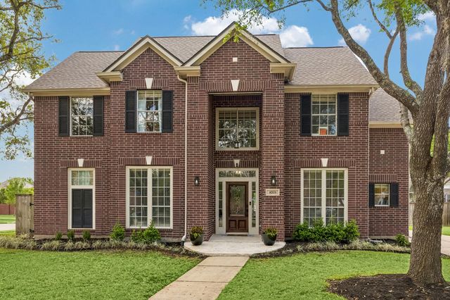 8703 Chipping Rock Drive, Sugar Land, TX 77479