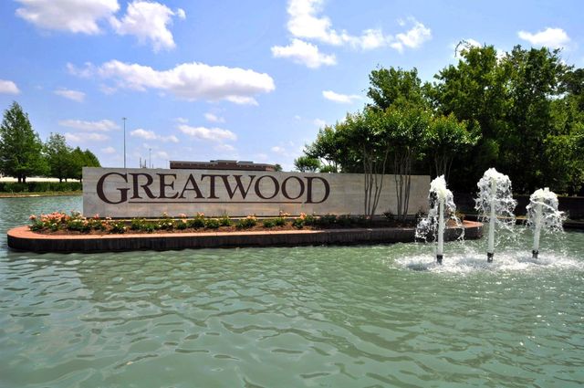 8703 Chipping Rock Drive, Sugar Land, TX 77479