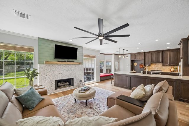 8703 Chipping Rock Drive, Sugar Land, TX 77479