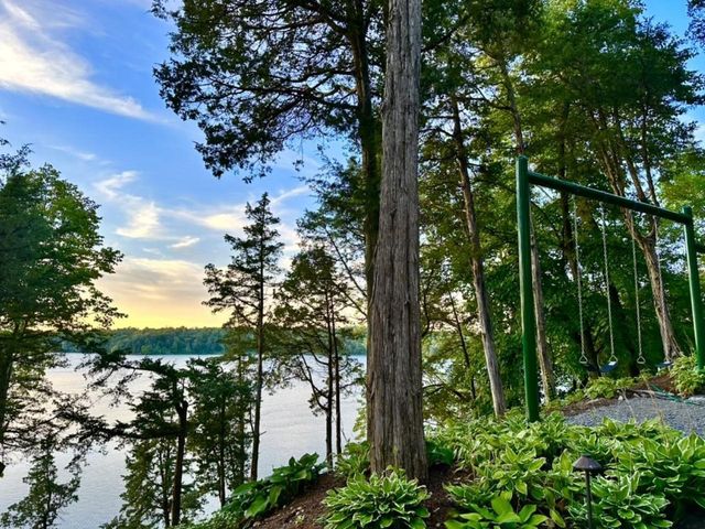 W4996 Robinson Drive, Elkhorn, WI 53121