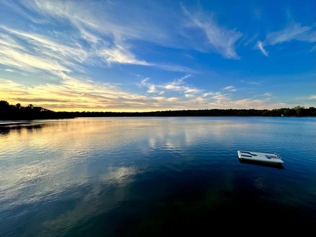 W4996 Robinson Drive, Elkhorn, WI 53121