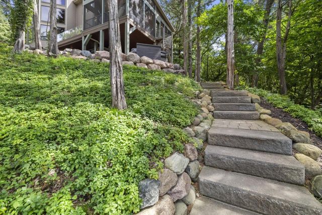 W4996 Robinson Drive, Elkhorn, WI 53121