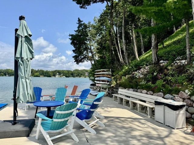 W4996 Robinson Drive, Elkhorn, WI 53121