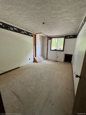 12031 Centralia, Redford Charter Township, MI 48239