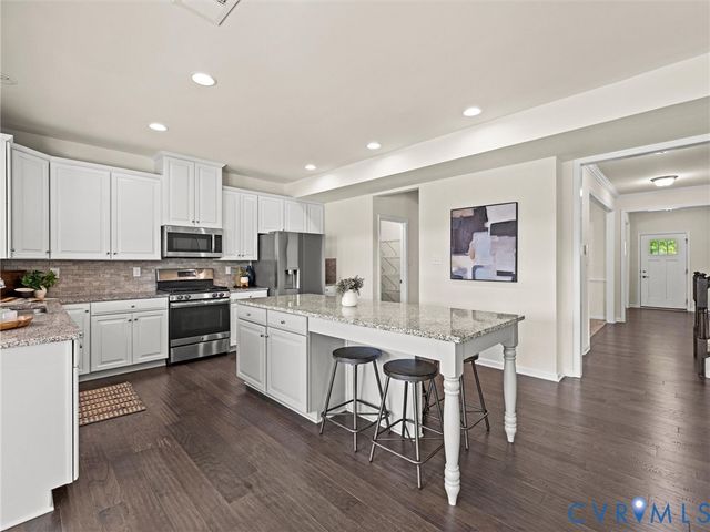 16866 White Daisy Loop, Moseley, VA 23120