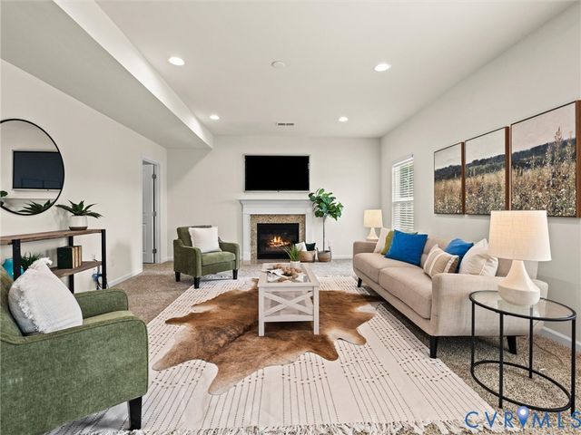 16866 White Daisy Loop, Moseley, VA 23120
