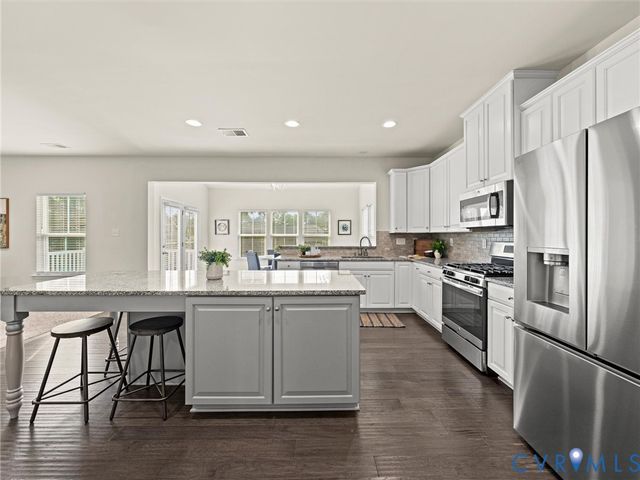 16866 White Daisy Loop, Moseley, VA 23120