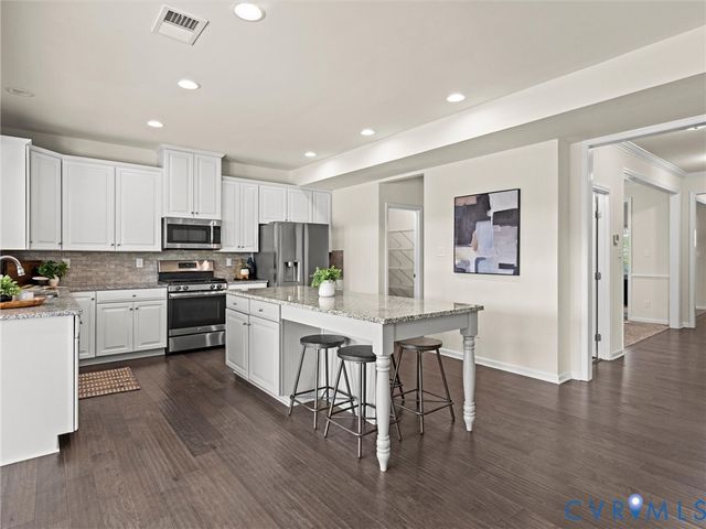 16866 White Daisy Loop, Moseley, VA 23120