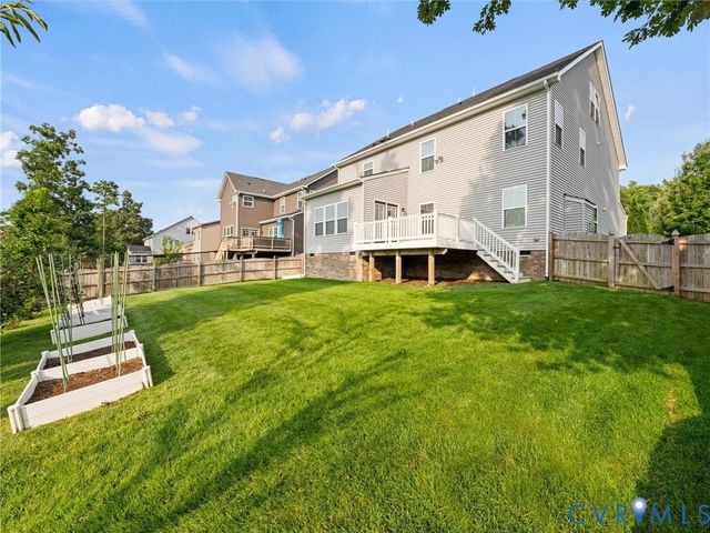 16866 White Daisy Loop, Moseley, VA 23120