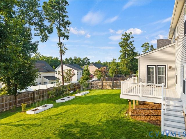 16866 White Daisy Loop, Moseley, VA 23120