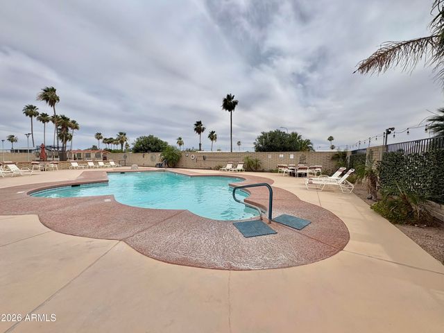 2175 W SOUTHERN Avenue 203, Apache Junction, AZ 85120