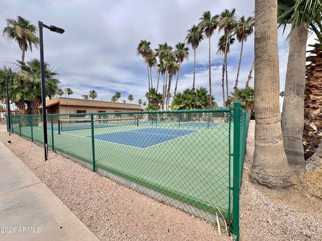 2175 W SOUTHERN Avenue 203, Apache Junction, AZ 85120